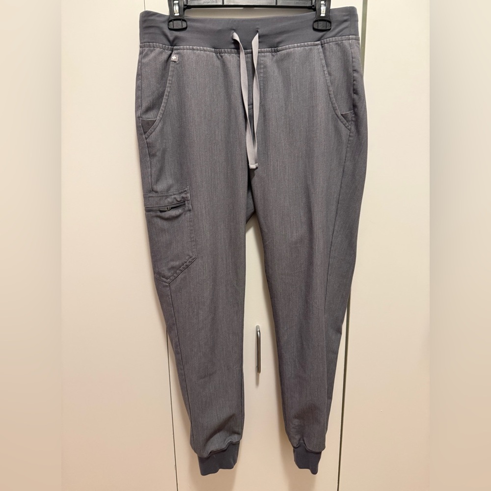 Figs Technical Collection Charcoal Scrub Pants